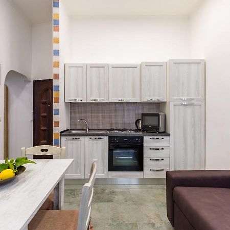 Gelso Complex Studios And Flat By Napoliapartments Extérieur photo