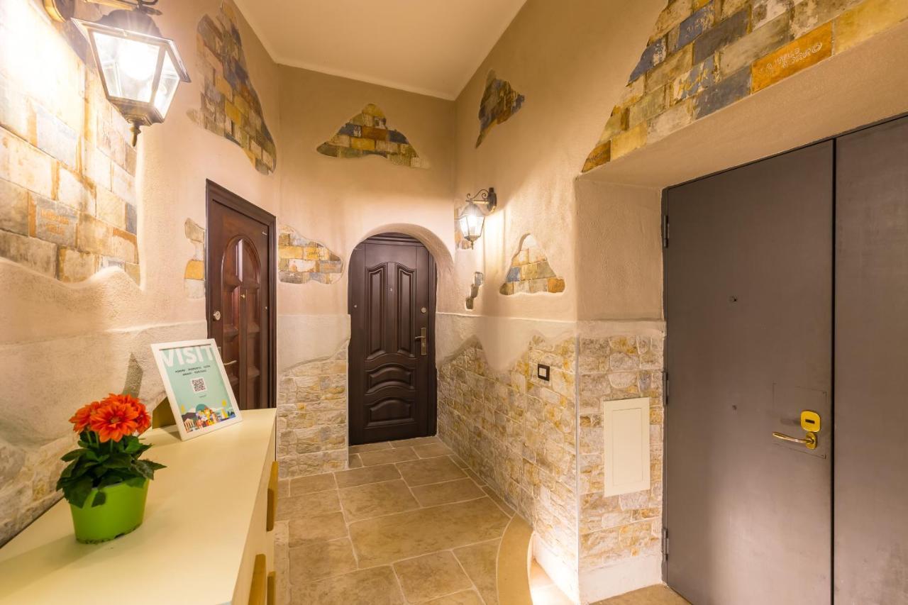 Gelso Complex Studios And Flat By Napoliapartments Extérieur photo