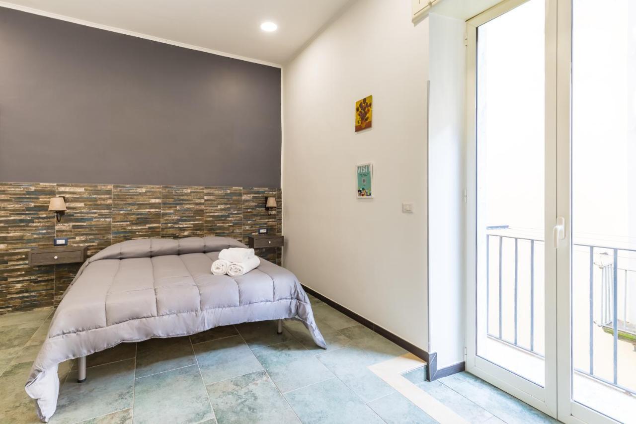 Gelso Complex Studios And Flat By Napoliapartments Extérieur photo