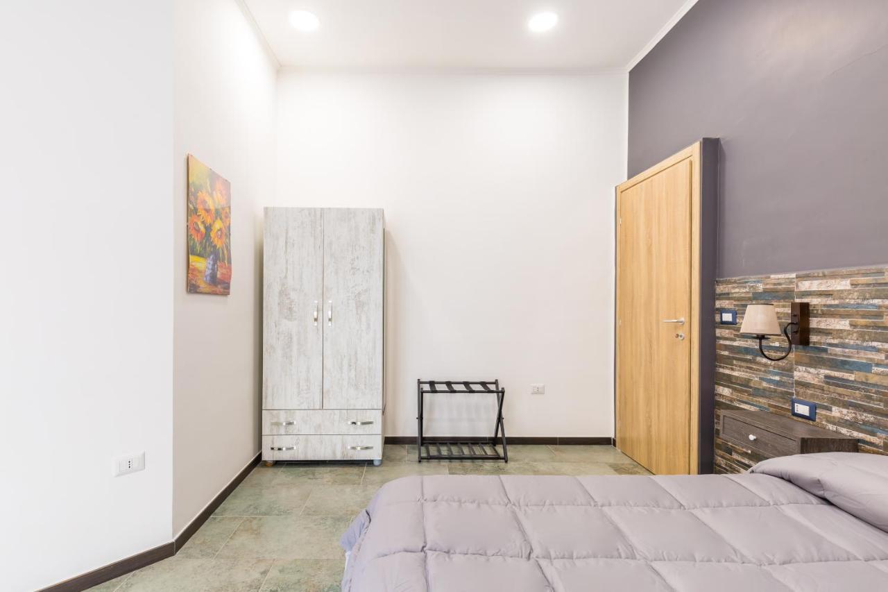 Gelso Complex Studios And Flat By Napoliapartments Extérieur photo