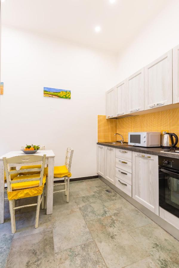 Gelso Complex Studios And Flat By Napoliapartments Extérieur photo