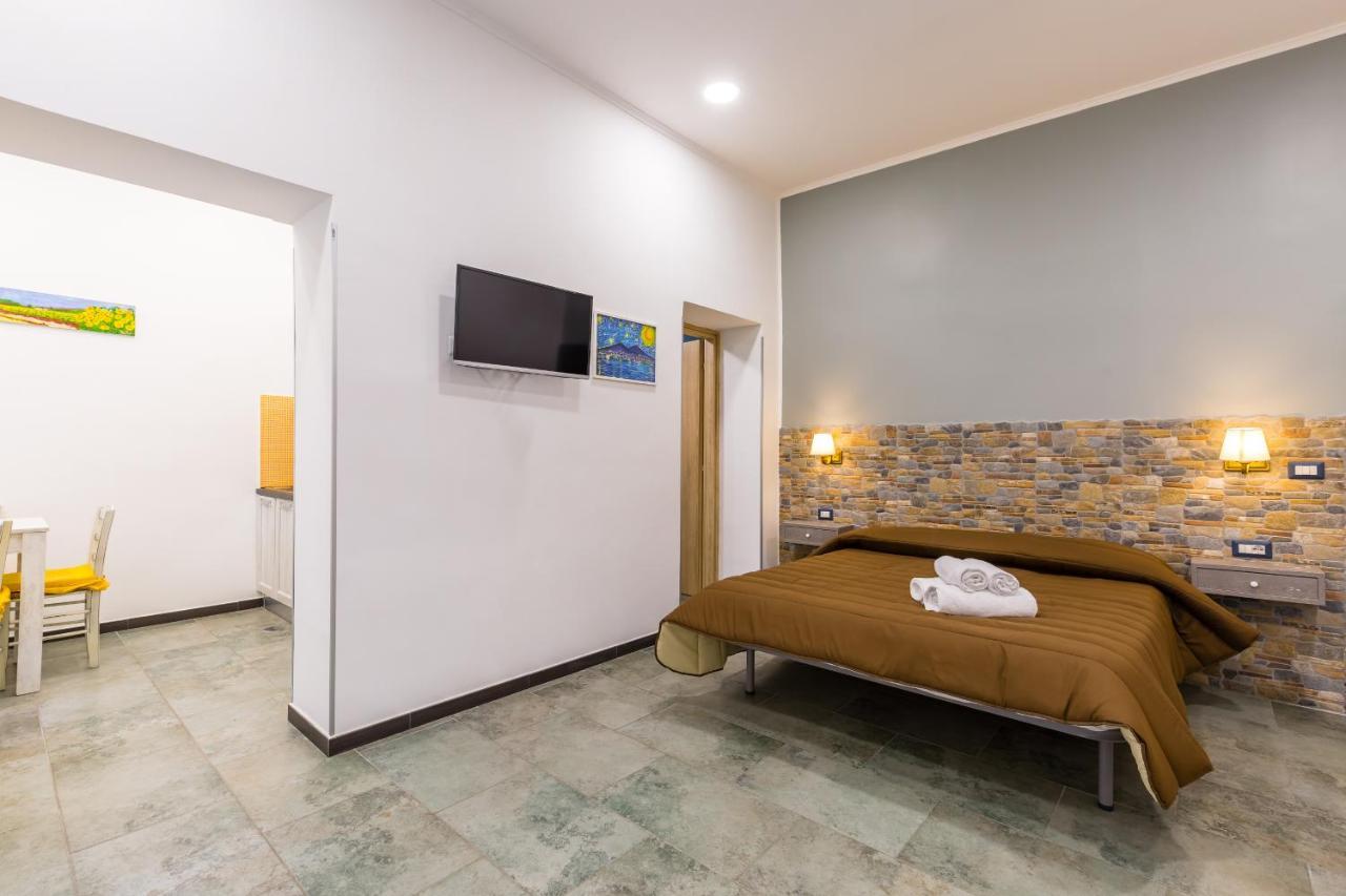 Gelso Complex Studios And Flat By Napoliapartments Extérieur photo